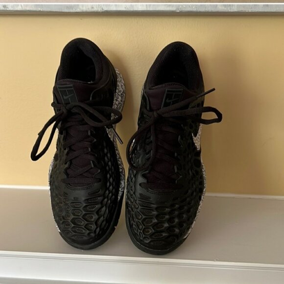 (EUC) Men's Roger Federer Nike Black Zoom Vapor Tennis Shoe (Size 8.5M/40 EUR) - Picture 2 of 7